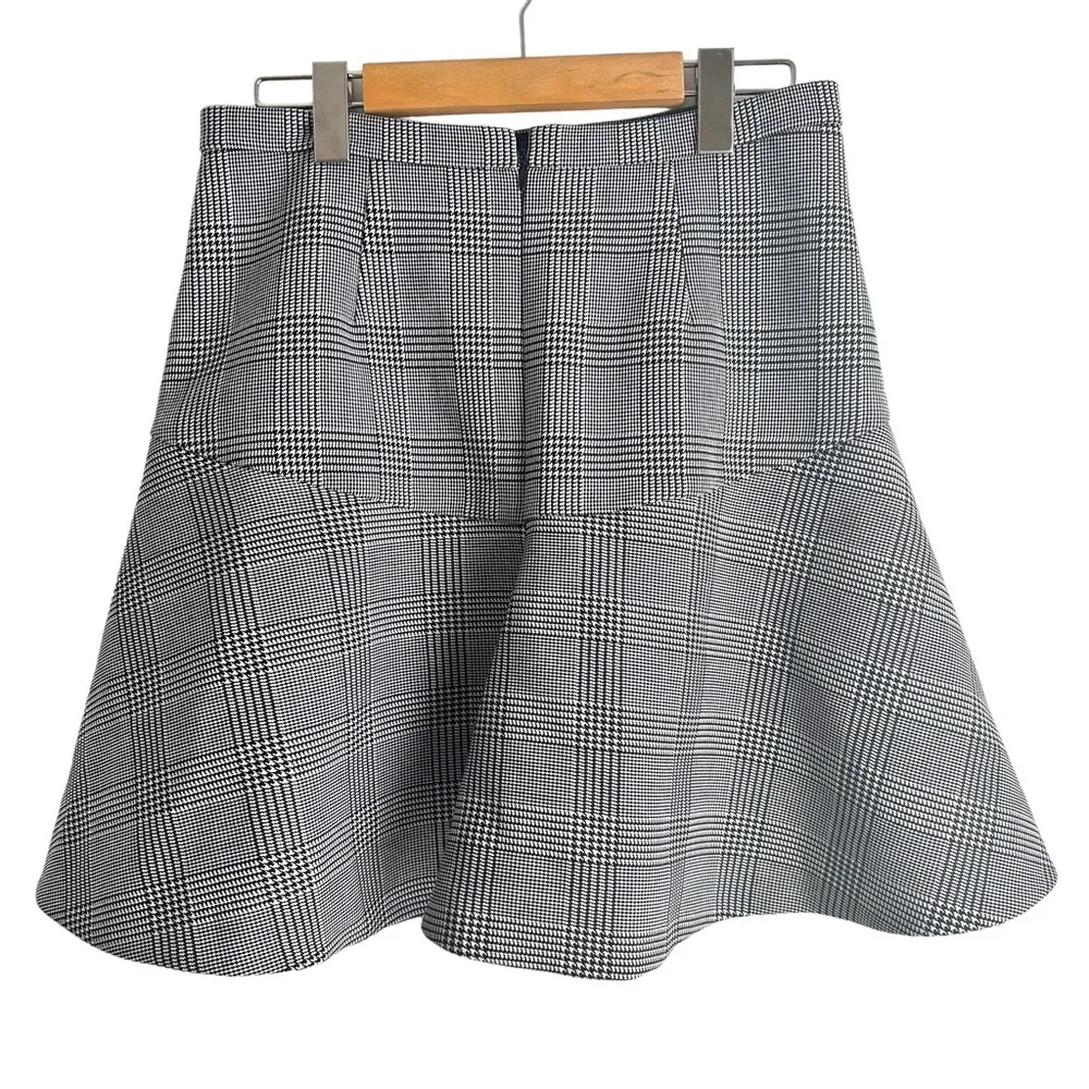 Gray Plaid Flared Women's Skirt - Classic Check